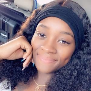 Meet your Posher, Kyla